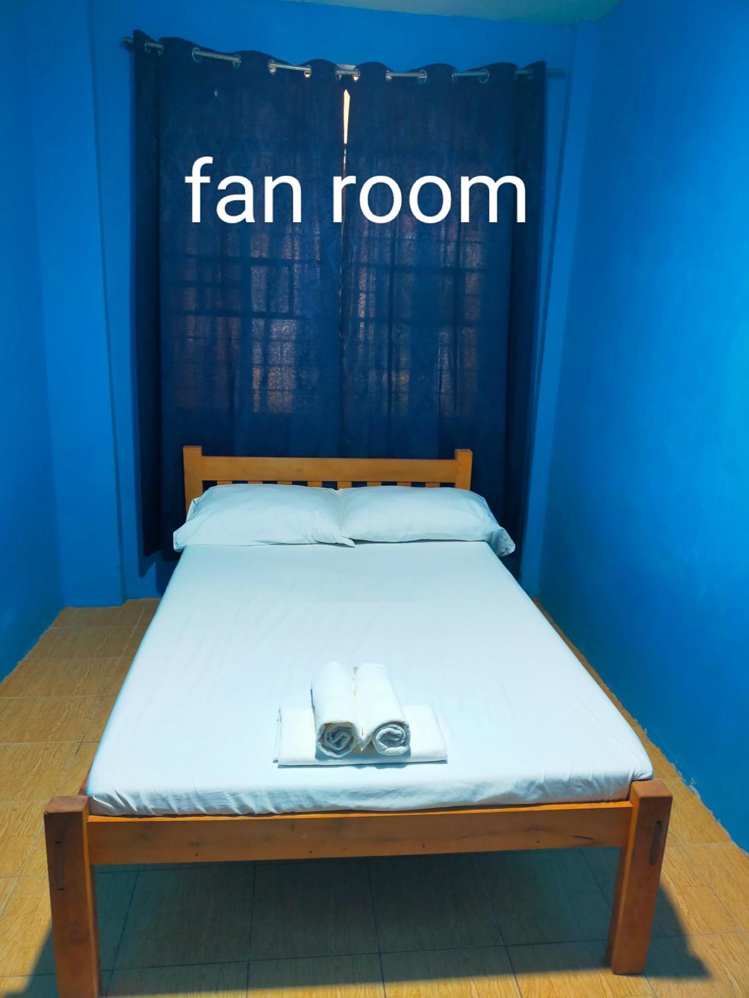 Touristlink Homestay Donsol Room photo